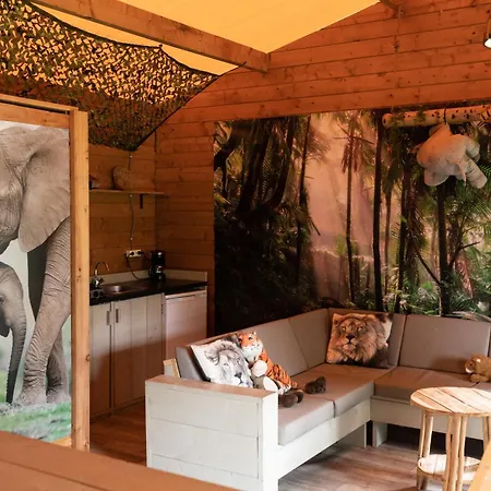 Campsite Jungle Huisje Glamping *